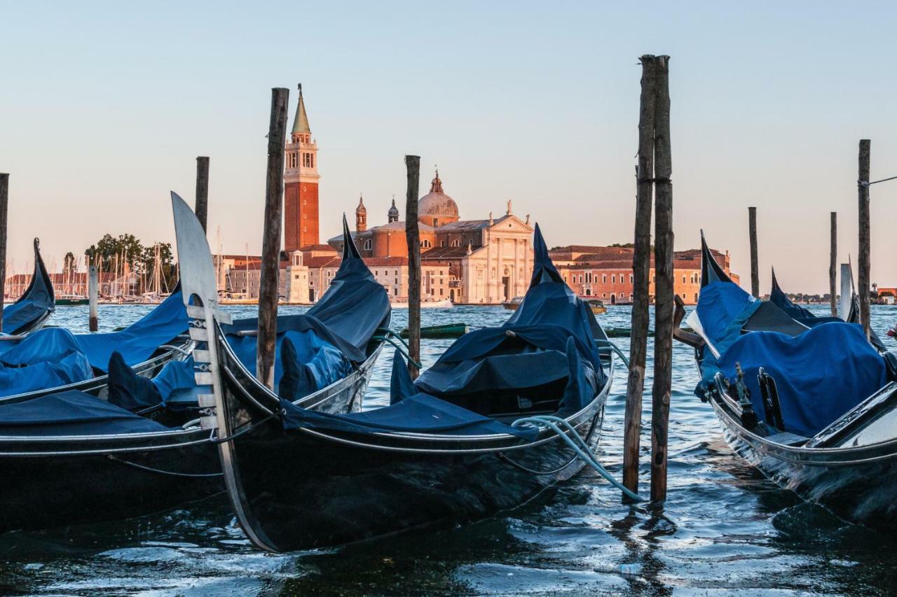 Ca' Fenice 1921 Venice Luaran gambar