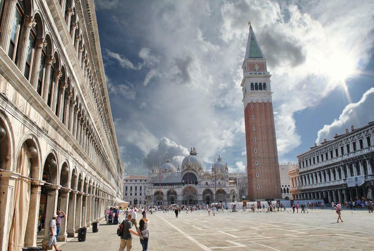 Ca' Fenice 1921 Venice Luaran gambar