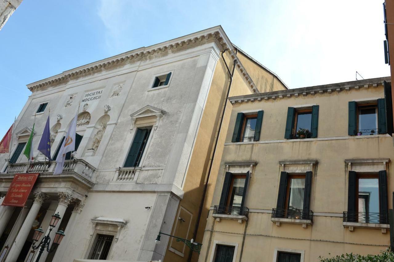Ca' Fenice 1921 Venice Luaran gambar